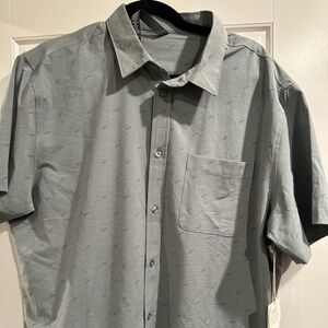 Vuori Men's Light Gray Casual Button Down Shirt